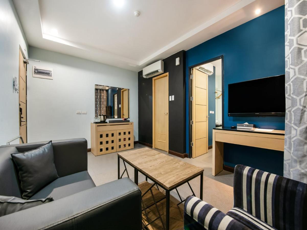 Superior One Bedroom Suite