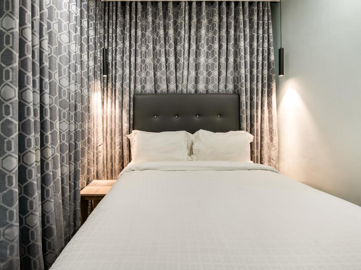 Superior One Bedroom Suite