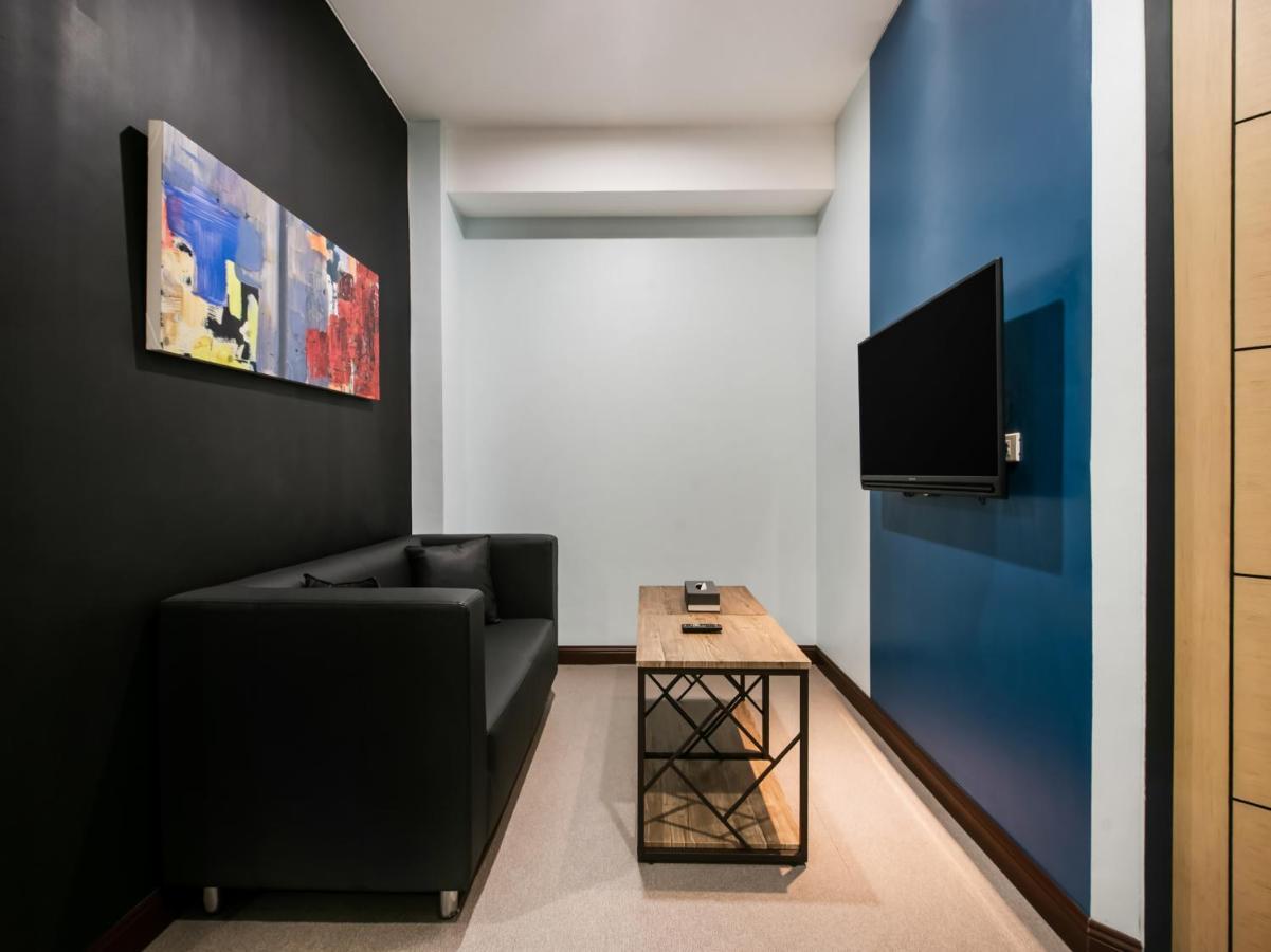 Superior One Bedroom Suite