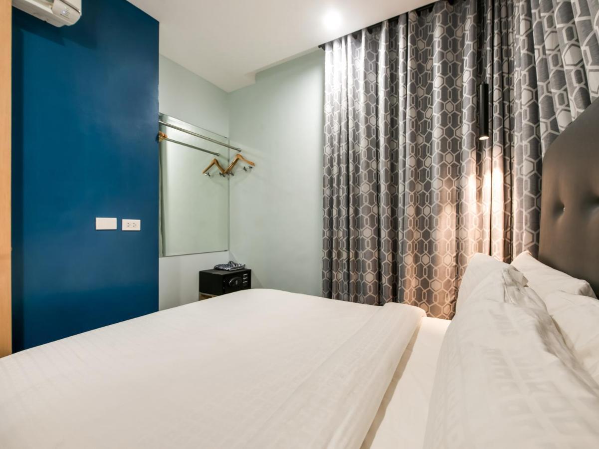 Superior One Bedroom Suite