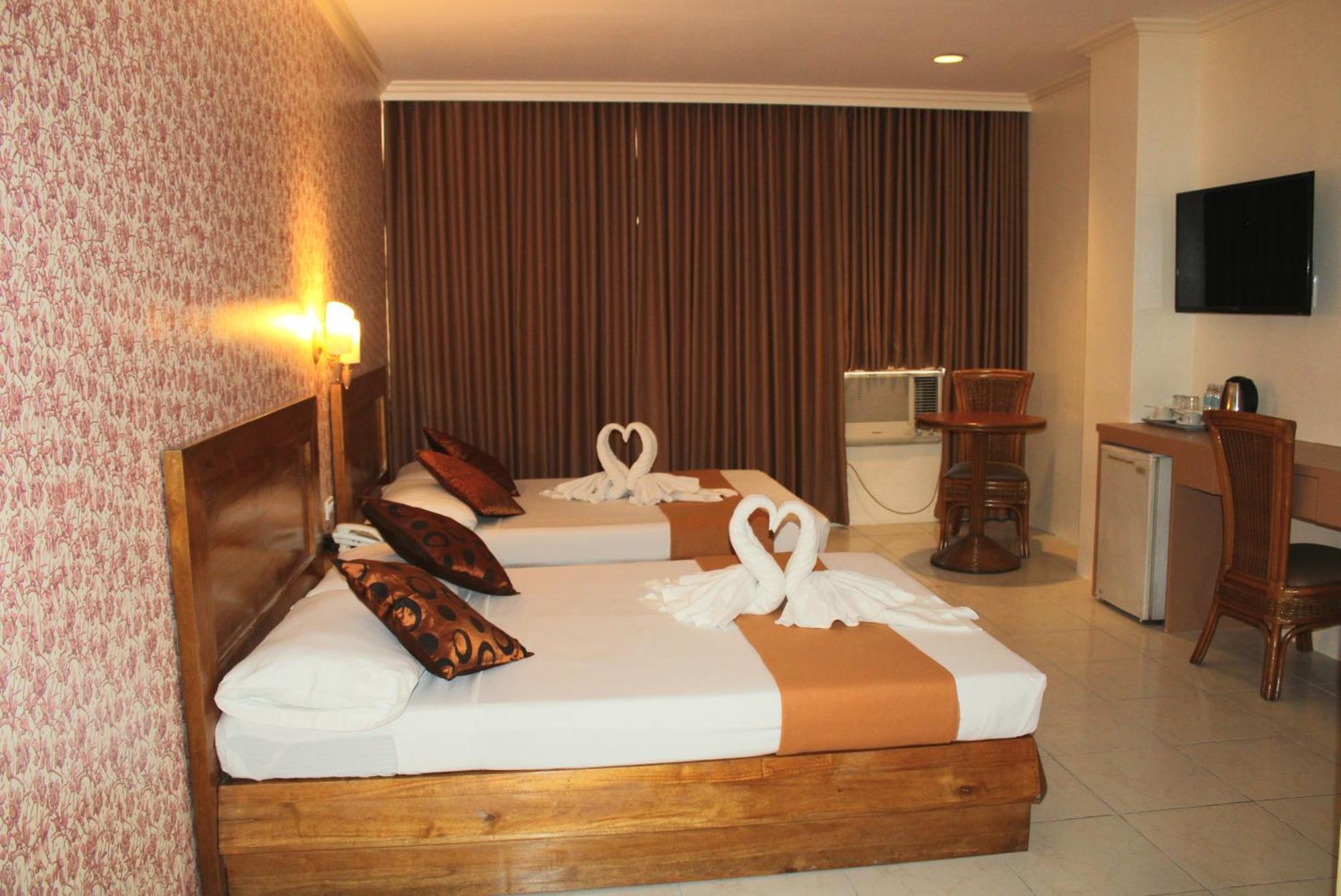 Deluxe Suite