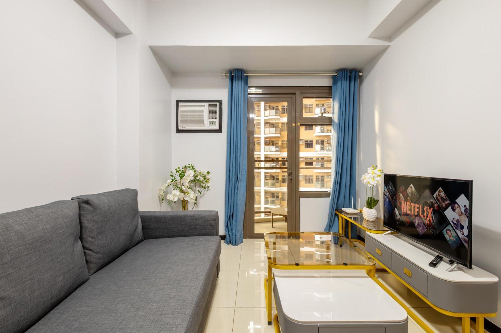 One-Bedroom Apartment Sea View Balcony