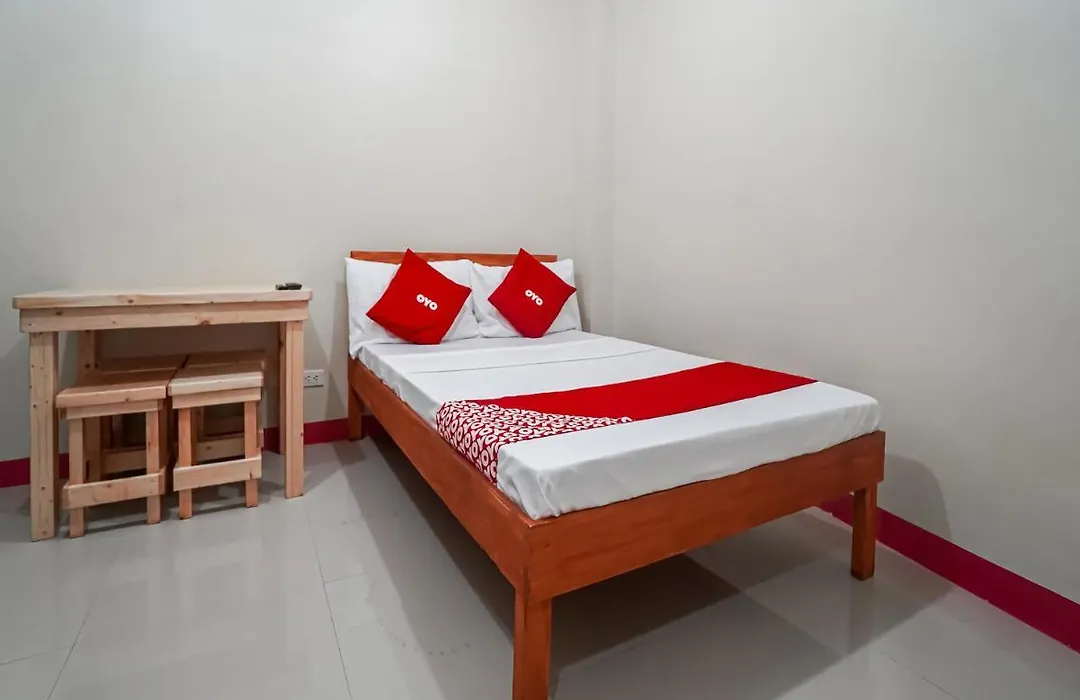 Oyo 733 P3K Suites 2-1