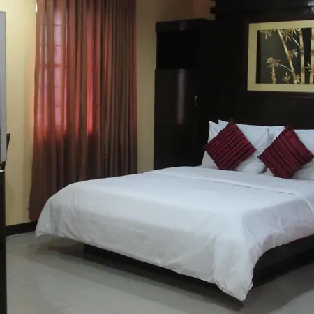Oyster Plaza Hotel-3