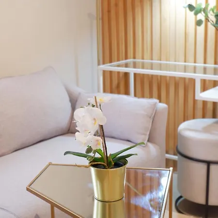 Hotel Vibe In Manhattan Plaza, Araneta City, Cubao-3