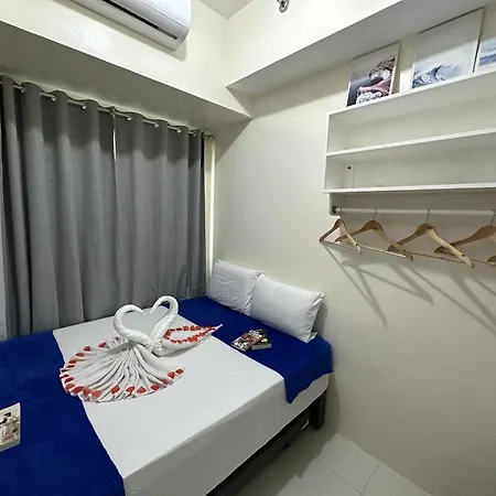 Stays At Green Residences Studio Couples Bed With Complimentary Breakfast For 2-2